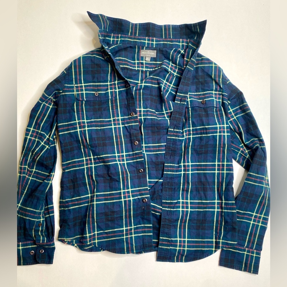 LL Bean signature men’s blue and green flannel slim fit size small NEW